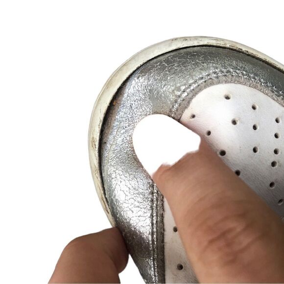 VINTAGE 2010 Nike Dunk Low Metallic Silver Size 6 - Picture 10 of 16